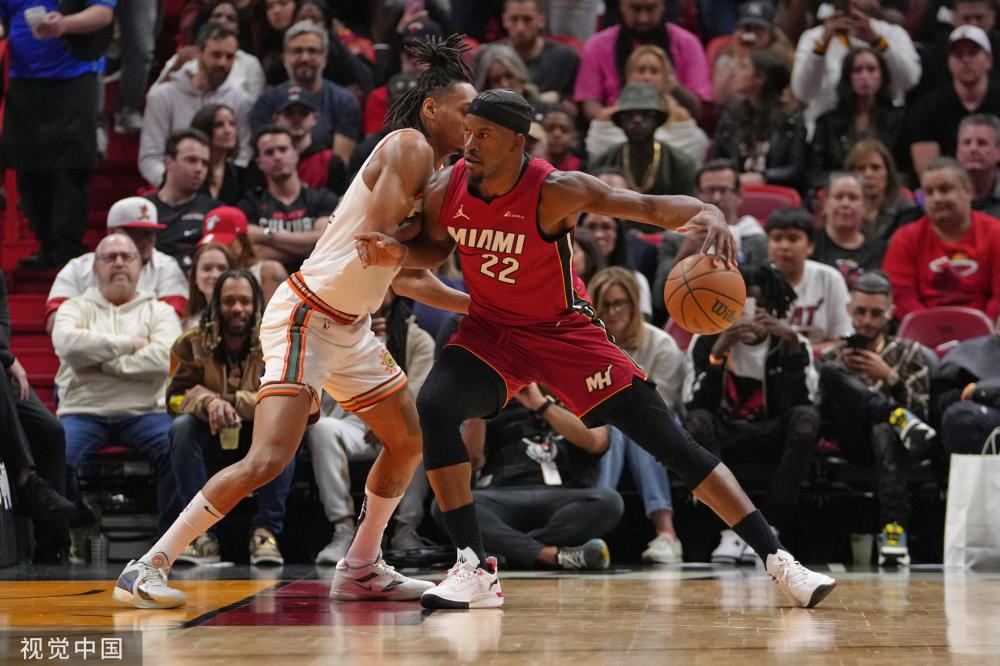 此成绩的重 此成绩的重