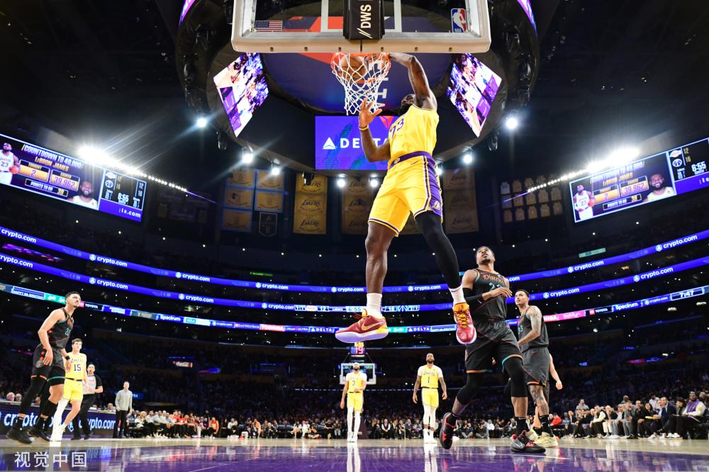 尽管U国少 尽管U国少